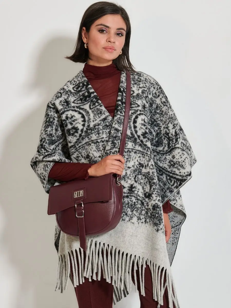 Κάπα με λαχούρια Εκρού, Μαύρο idees-dimiourgies.gr