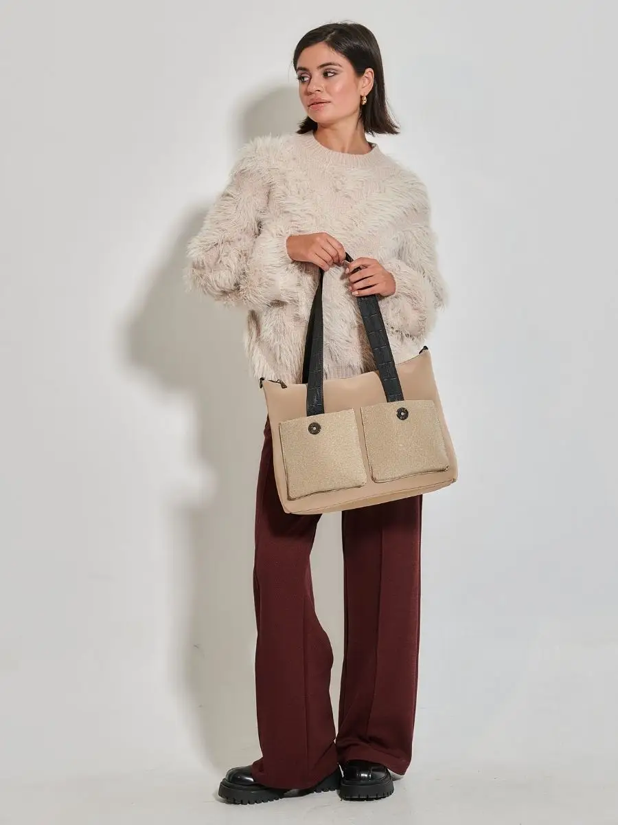 Πουλόβερ με γούνινη λεπτομέρεια Εκρού idees-dimiourgies.gr