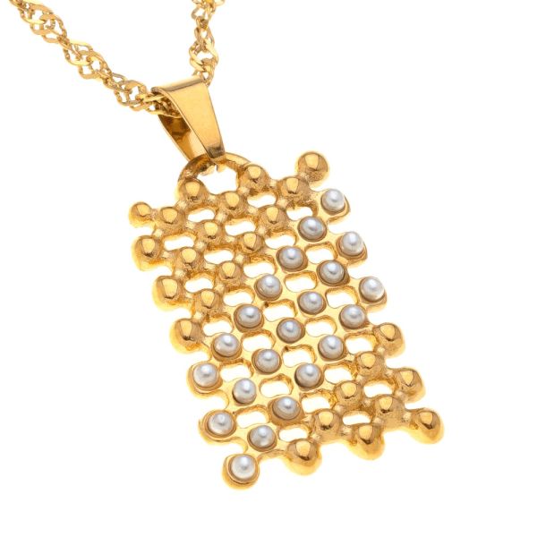 Κολιέ από ανοξείδωτο ατσάλι με γεωμετρικό μενταγιόν σε σχήμα πλέγματος. idees-dimiourgies.gr